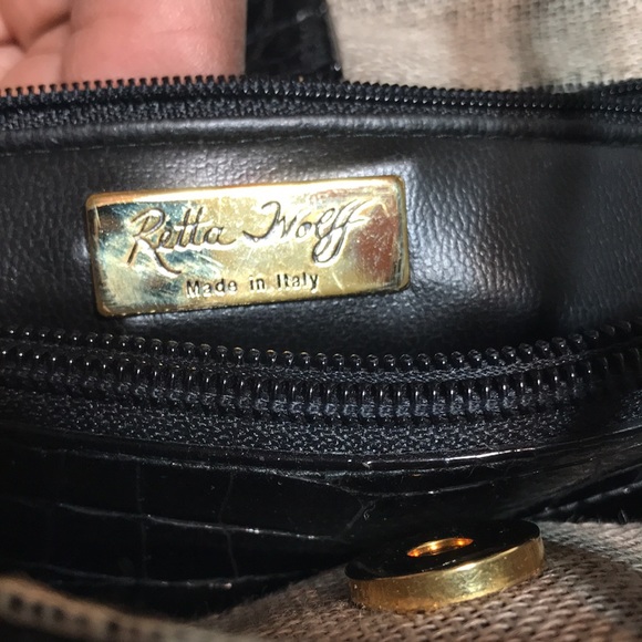 Retta Wollfe genuine alligator and cloth made in Italy shoulder bucket bag. - Picture 10 of 13